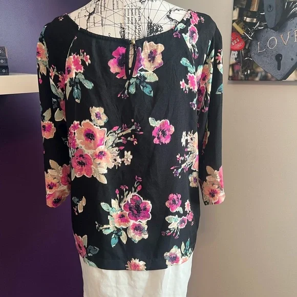 7 for $30 Sara Michelle Floral Print Blouse Tunic - Picture 6 of 10
